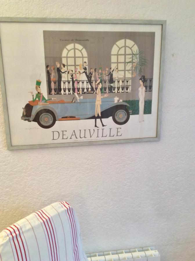 Agreable Appartement Dans Le Vieux Trouville Kültér fotó